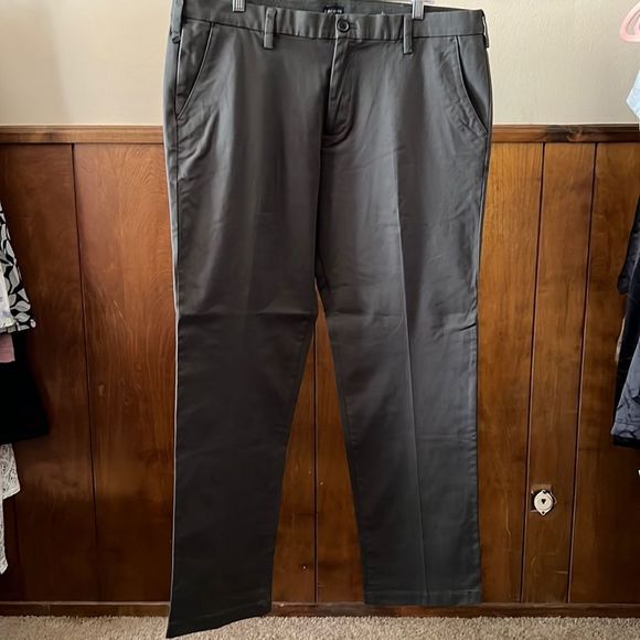 Dockers pants - Picture 1 of 6